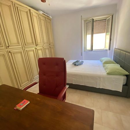 Cherie Casa Vacanze Minturno Esterno foto